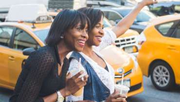 5 Advantages of Using a Cab Service
